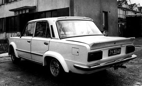 Polski Fiat 125p 2000 GTJ