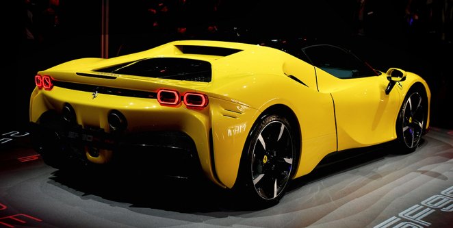 Ferrari SF90 Stradale Ferrari SF90 Stradale