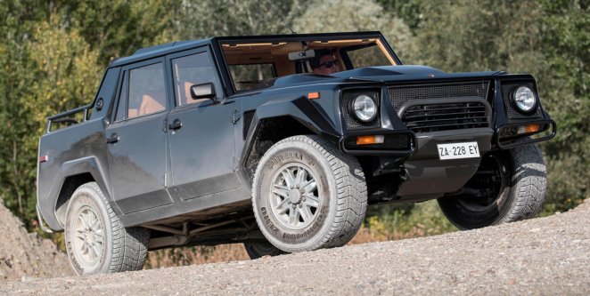 Lamborghini LM002 Lamborghini LM002