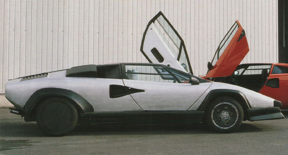 Lamborghini Countach Evoluzione - zdjęcie 3 Lamborghini Countach Evoluzione - zdjęcie 3