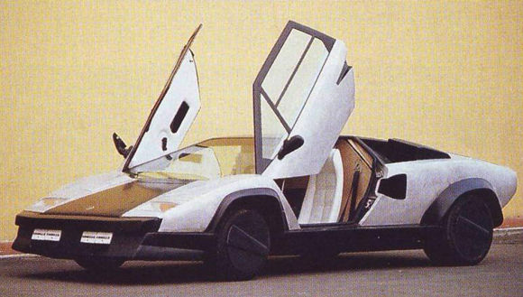 Lamborghini Countach Evoluzione - zdjęcie 4 Lamborghini Countach Evoluzione - zdjęcie 4