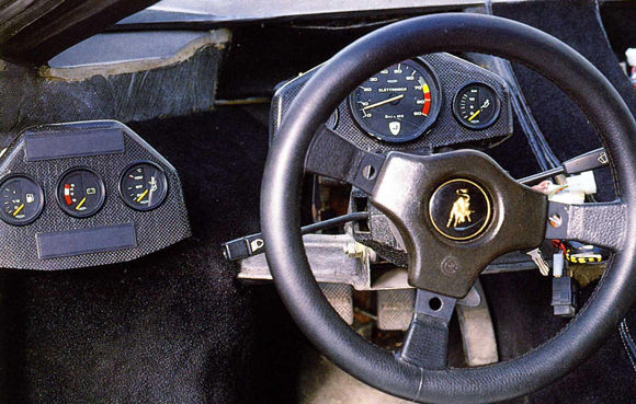 Lamborghini Countach Evoluzione - zdjęcie 6 Lamborghini Countach Evoluzione - zdjęcie 6