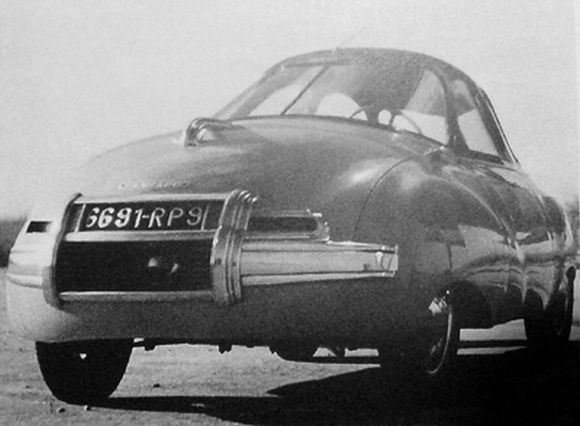 Panhard Dynavia - zdjęcie 6 Panhard Dynavia - zdjęcie 6