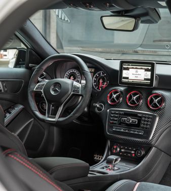 Mercedes-Benz A 45 AMG Mercedes-Benz A 45 AMG