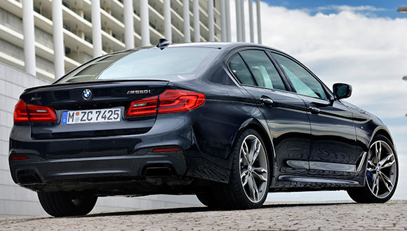BMW M550i xDrive BMW M550i xDrive