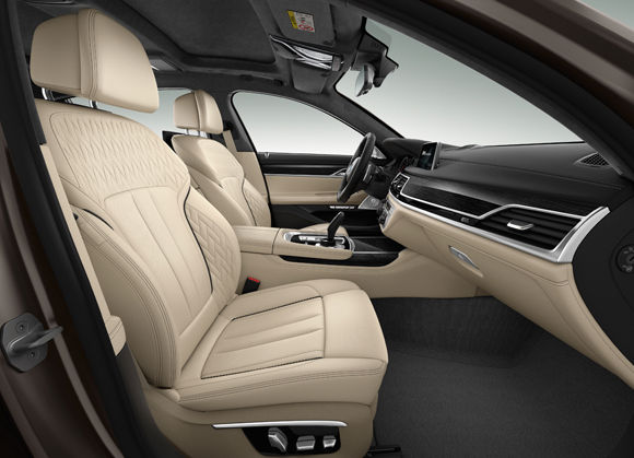 BMW M760Li xDrive BMW M760Li xDrive