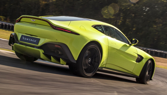 Aston Martin Vantage Aston Martin Vantage