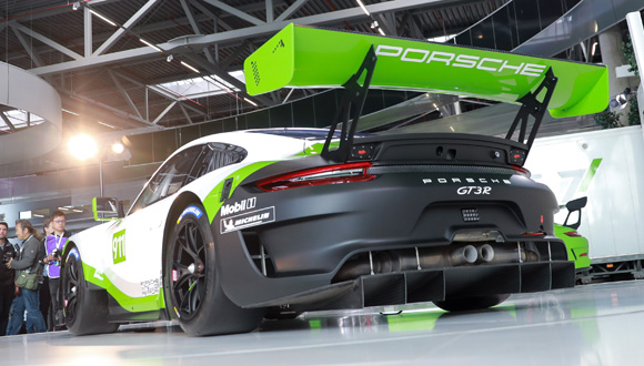 Porsche 911 GT3 R Porsche 911 GT3 R
