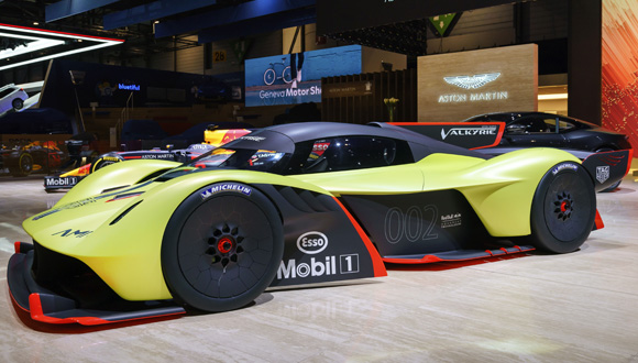 Aston Martin Valkyrie AMR Pro Aston Martin Valkyrie AMR Pro