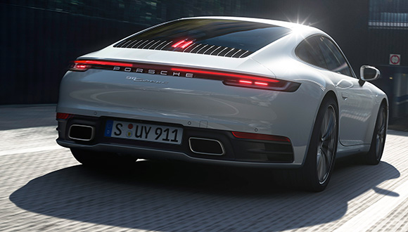 Porsche 911 Carrera 4 Porsche 911 Carrera 4