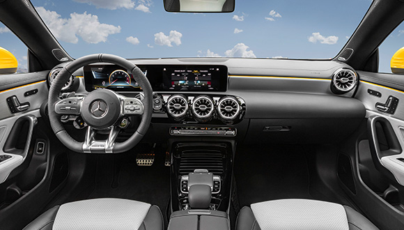 Mercedes-AMG CLA 35 Shooting Brake Mercedes-AMG CLA 35 Shooting Brake