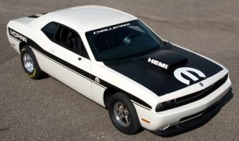 Dodge Challenger Drag Race Package