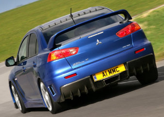 Mitsubishi Lancer EVO X FQ-400 Mitsubishi Lancer Evo X FQ-400