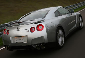 Nissan GT-R