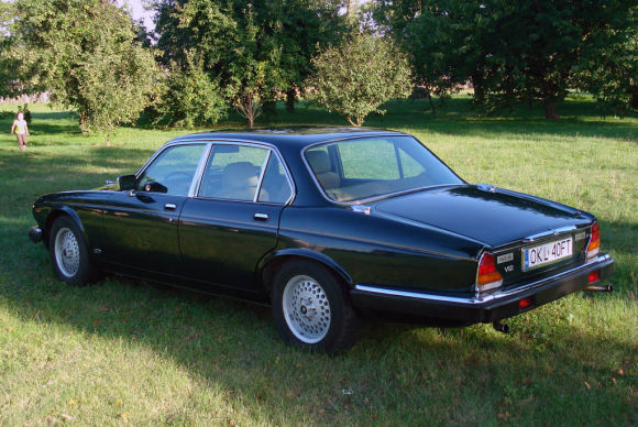 Jaguar XJ12 serii III Jaguar XJ12 serii III