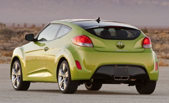Hyundai Veloster Hyundai Veloster
