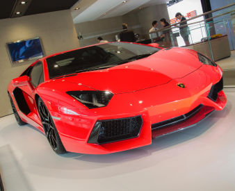 Lamborghini Aventador LP700-4 Lamborghini Aventador LP700-4
