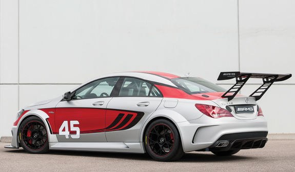 Mercedes-Benz CLA 45 AMG Racing Series Mercedes-Benz CLA 45 AMG Racing Series