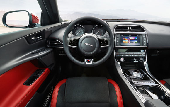 Jaguar XE S Jaguar XE S