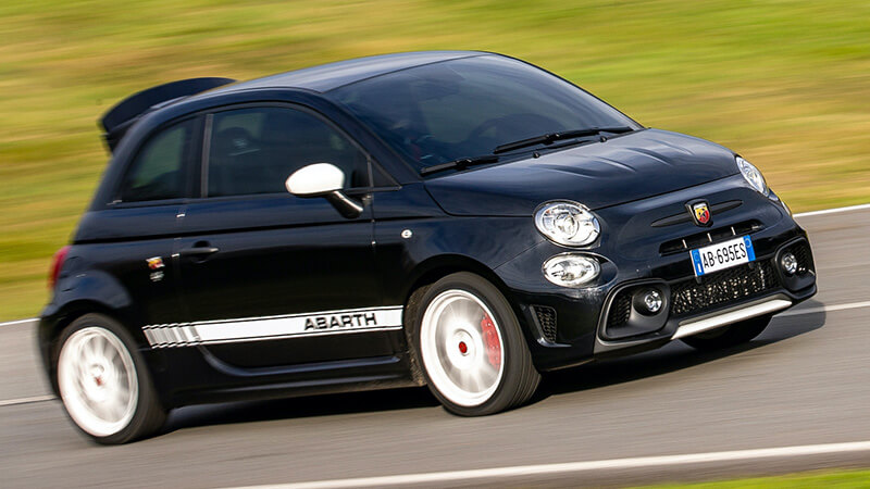 Abarth 695 Esseesse Abarth 695 Esseesse