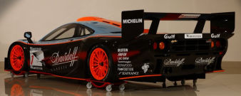 McLaren F1 GTR McLaren F1 GTR